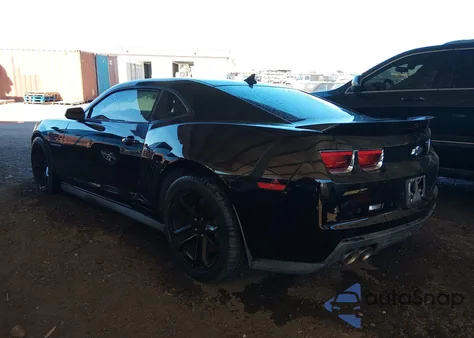 2013 Chevrolet Camaro Zl1 from USA, damaged, VIN 2G1FL1EP5D9800892